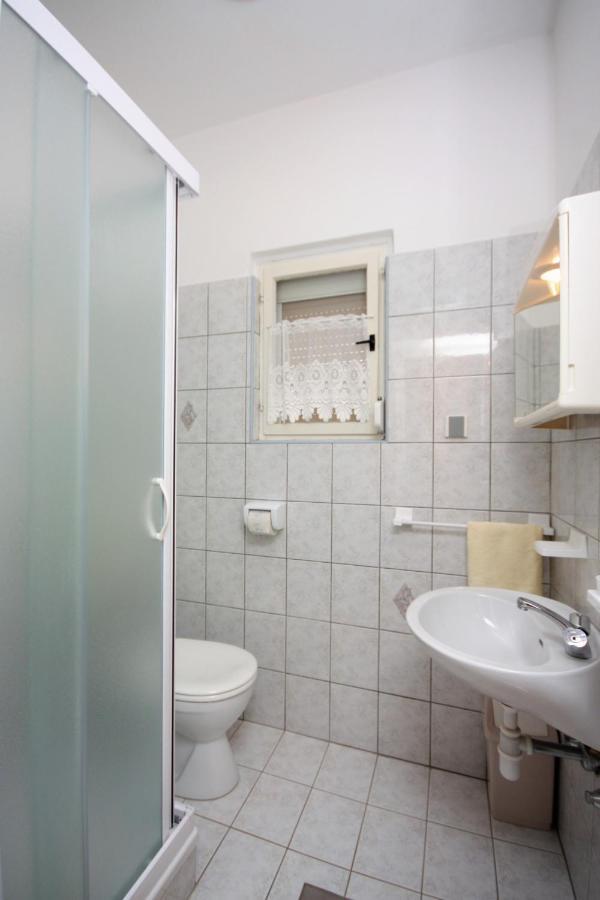 Apartments By The Sea Kampor, Rab - 4986 Exterior foto